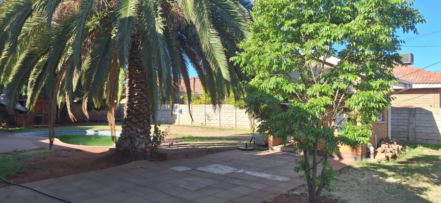 4 Bedroom Property for Sale in Royldene Northern Cape